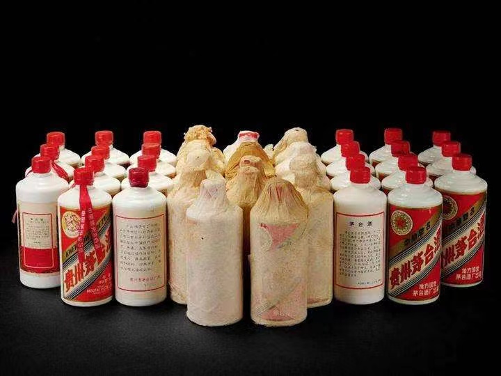 蔚县日照岚山回收酒价格哪里回收(附近上门回收茅台酒）?